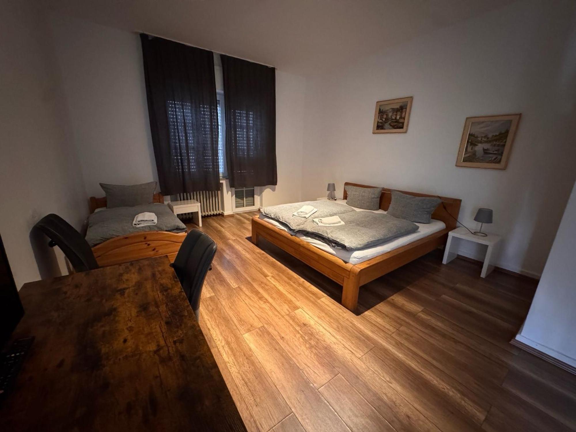 Dreibettzimmer